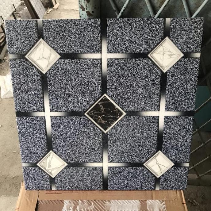 Keramik 40x40 motif hexagon/ keramik garasi/ keramik kamar mandi LA