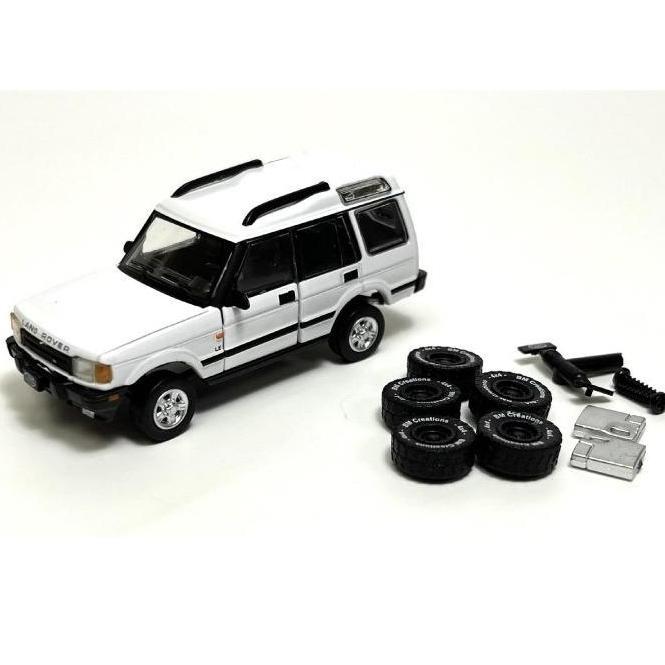 Promo 64B0193 - BM Creations 1/64 LAND ROVER Discovery 1 (LHD) Diskon