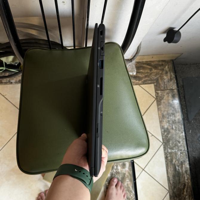 HANYA 7 ONS  FUJITSU U939 LAPTOP CORE i7 GEN 8 TERTIPIS DI DUNIA 