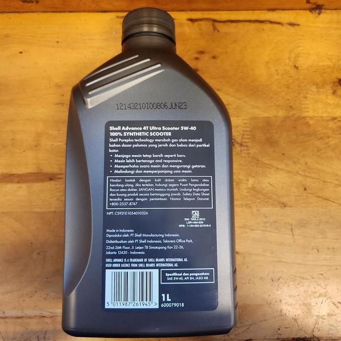Oli Motor Shell Advance Scooter Ultra 5W-40