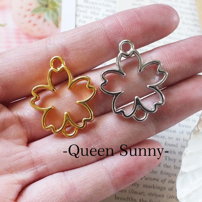 (Best Saller) Bezel Penghubung Sakura Connector Charm Blank Cameo Bandul Liontin Pendant Kalung Gela