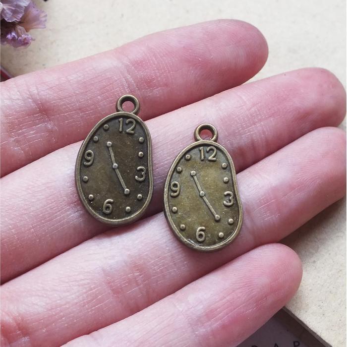 (Termurah) Charm Jam Lonjong Pendant Bandul Gelang Liontin Kalung Gelang Chm03 Bestseller