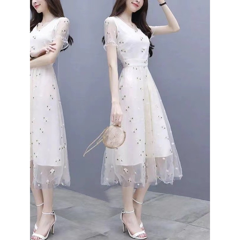 Dress Korea Putih Brukat Terbaru/Dress  Korea Casual Elegan