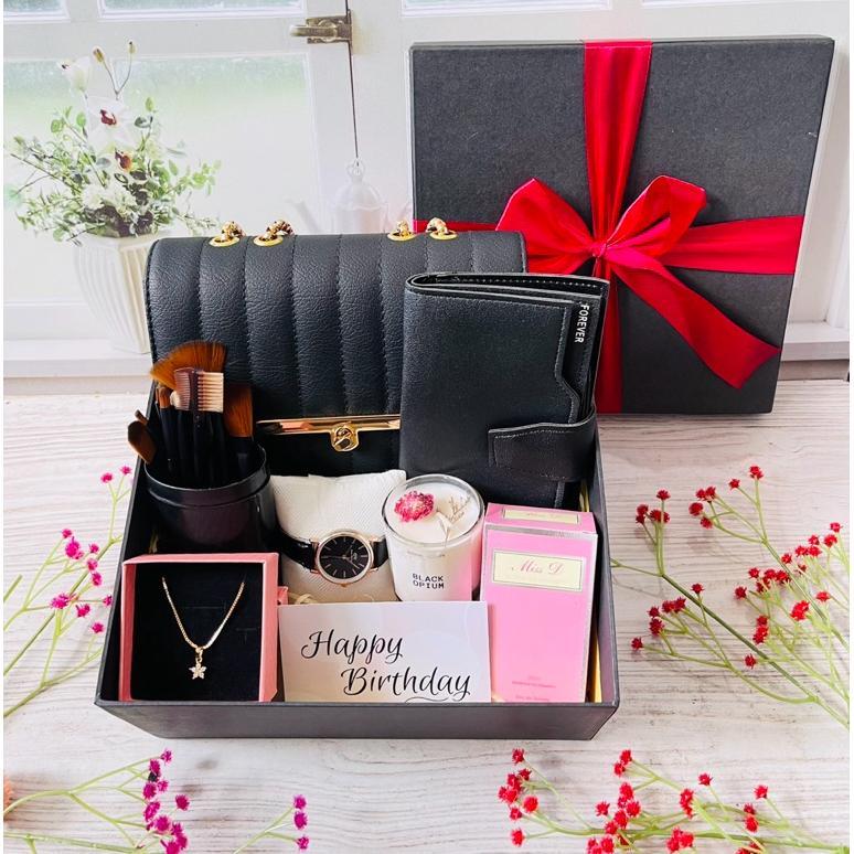 Ex45 017 Kado hampers gift box ulang tahun kado valentine hadiah valentine hampers calntine annivers