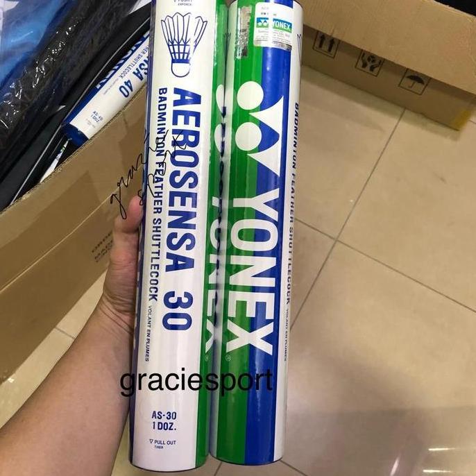 NEW Shuttlecock Yonex aerosensa 30