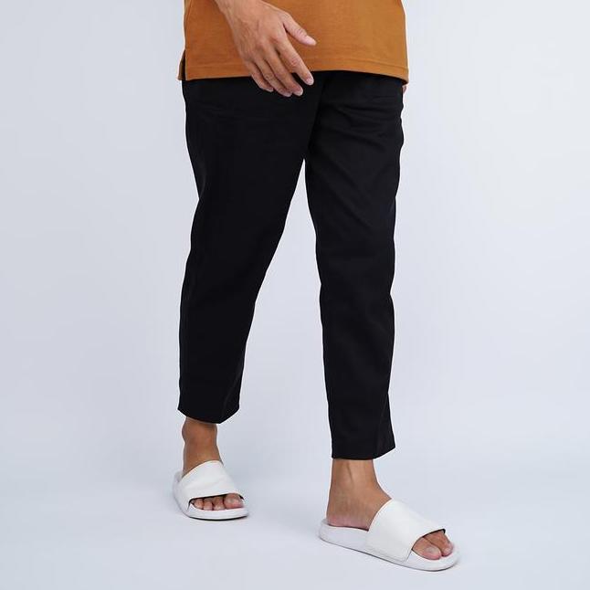 Sirwal Lite White Label No Label Twill Stretch Casual Celana Pria