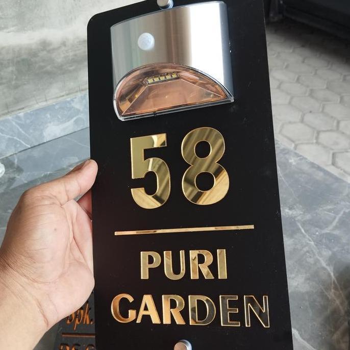 nomor rumah dengan lampu Led panel surya Bergaransi