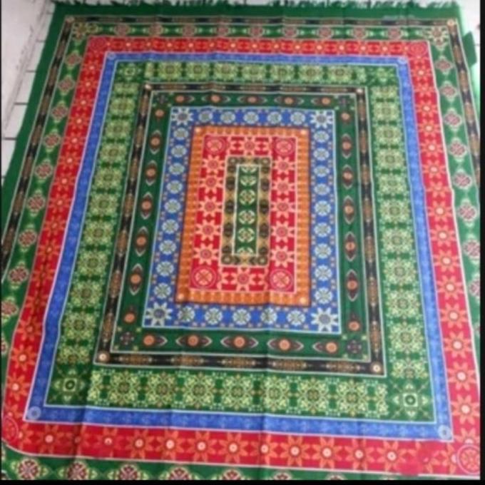 KARPET PERMADANI 2,4 m x 2 m