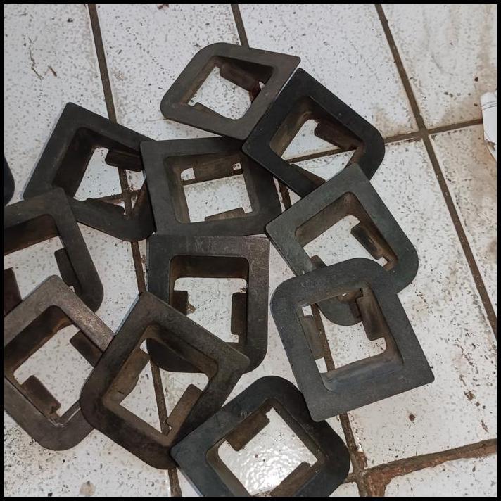 TERLARIS PLASTIK COVER JOK BELAKANG VESPA EXCEL ORIGINAL BEKAS UTUH 