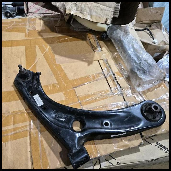 TERLARIS LOWER ARM SAYAP DEPAN KANAN MOBILIO ORIGINAL 