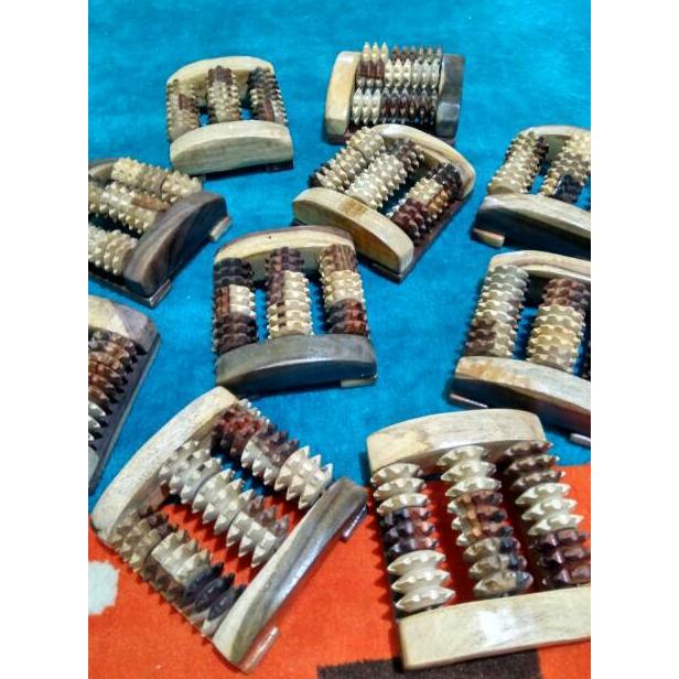 Alat Pijat Kayu Sonokeling Untuk Kaki 3 Gerigi New