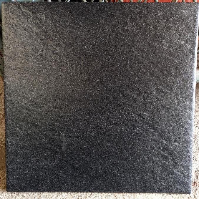 KERAMIK 40X40 OSCAR BLACK / BIANCO BLACK / HITAM KASAR