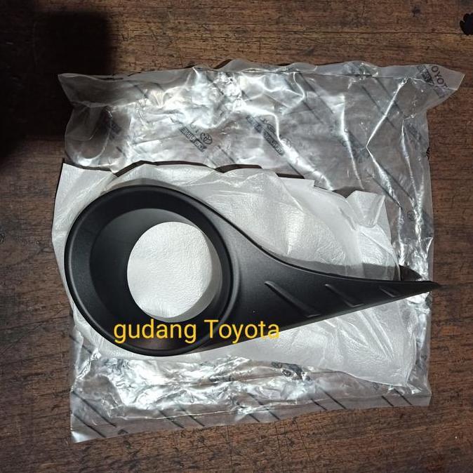 Cover Foglamp kiri LH AGYA 2018-2019