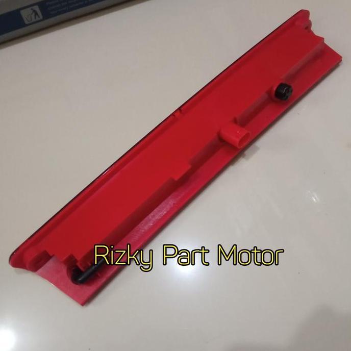 Lampu Spoiler Lampu Rem Bagasi Atas Ford Focus Hatchback Tahun 2012 Up
