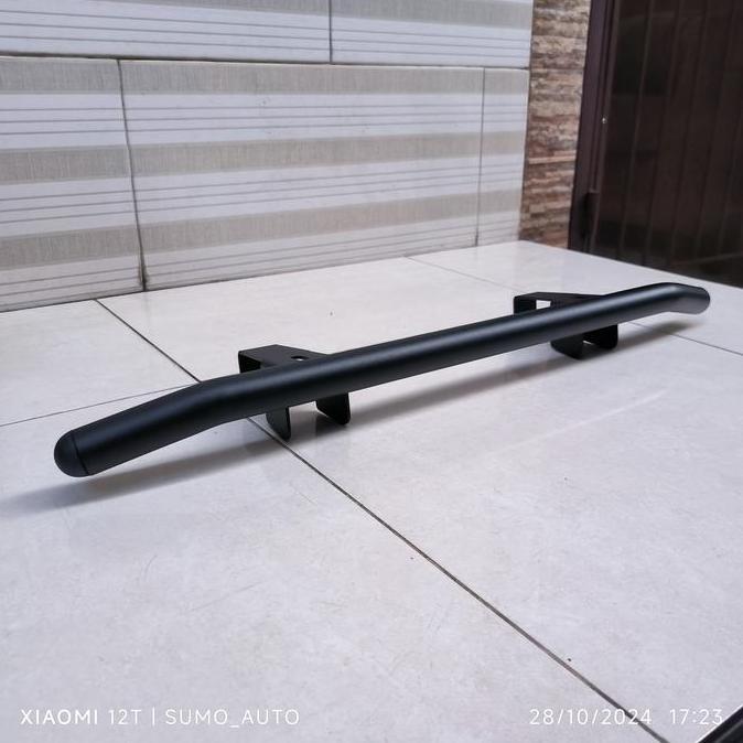 Aksesoris Keren Breket Dudukan Lampu Tembak Bumper Depan Suzuki Jimny Jb74  2018-2025