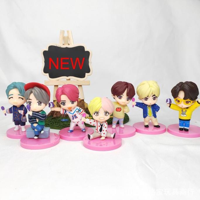 BTS Tiny Tan X Baskin Robbins Action Figure Set isi 7