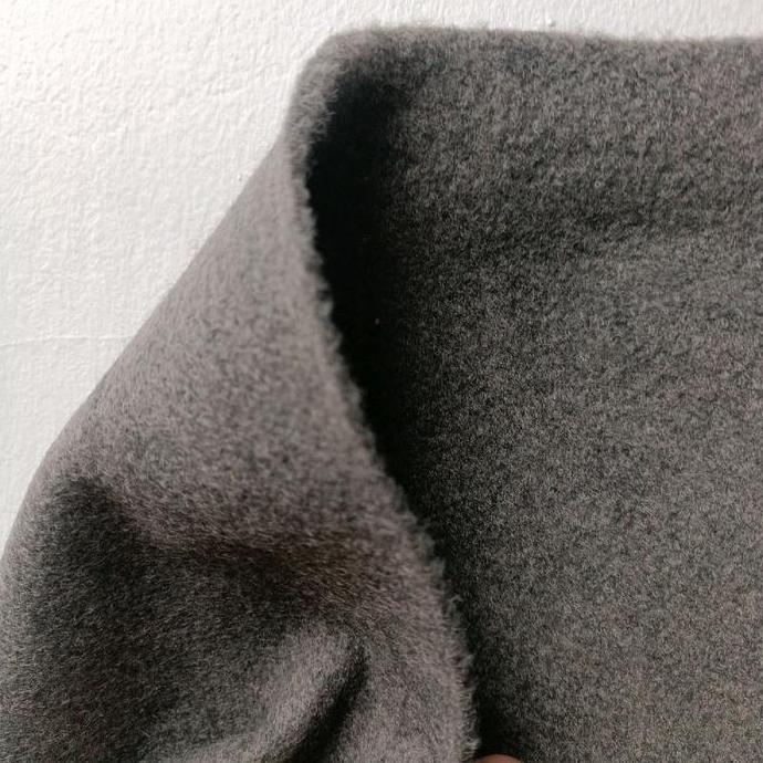 Estimo original Karpet Lantai Dasar Mobil Bludru Abu Abu Tebal 2.5 mm Lebar 140 Panjang 100 Harga pe