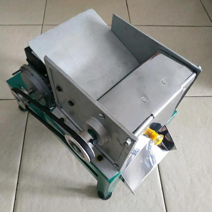 Mesin Parut Parutan Kelapa Listrik Besar 3" inch