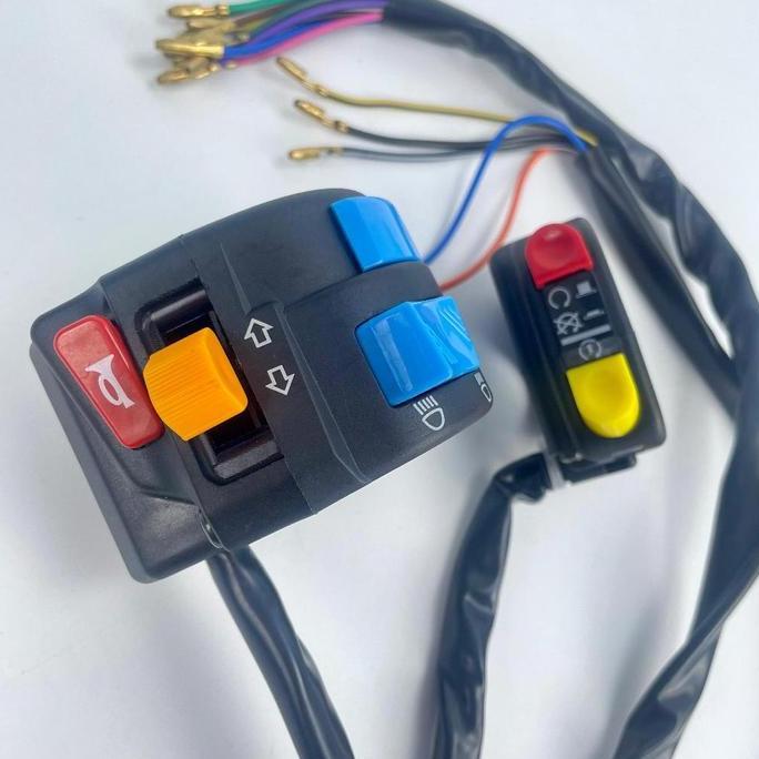 Saklar Vixion Kiri/Kanan Biru Merah Kuning Saklar Set Vixion Kanan Kiri