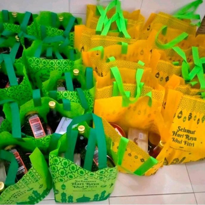 Picnpic- Lusinan 12 Tas Goodie Bag Kantong Kain Spunbond Motif Lebaran Idul Fitri Uk 30X40X10 Cm Coc