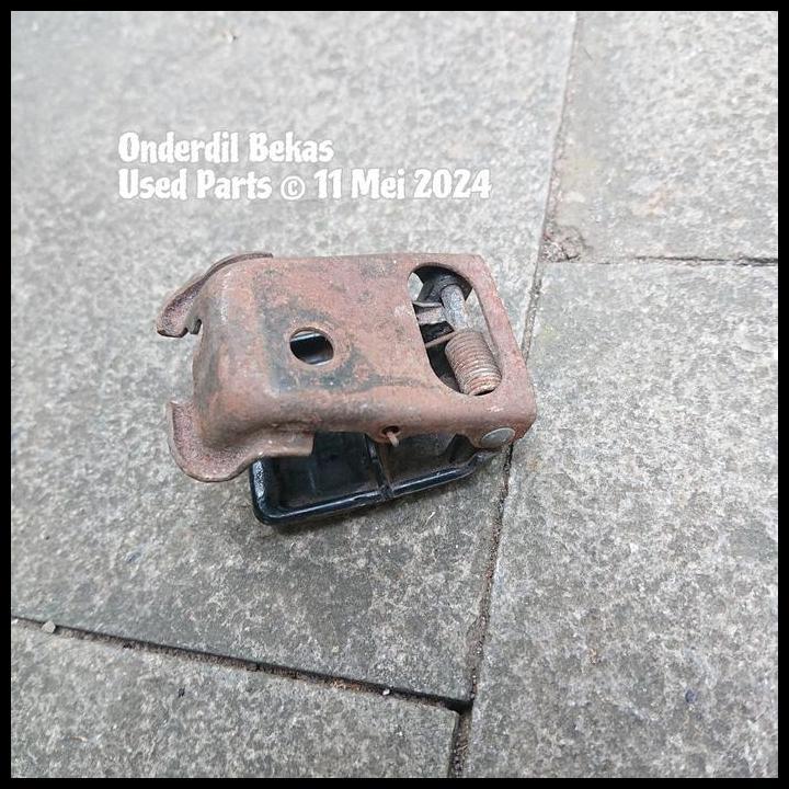 BEST DEAL HANDLE TARIKAN KAP MOTOR TOYOTA CORONA 2000 RT132