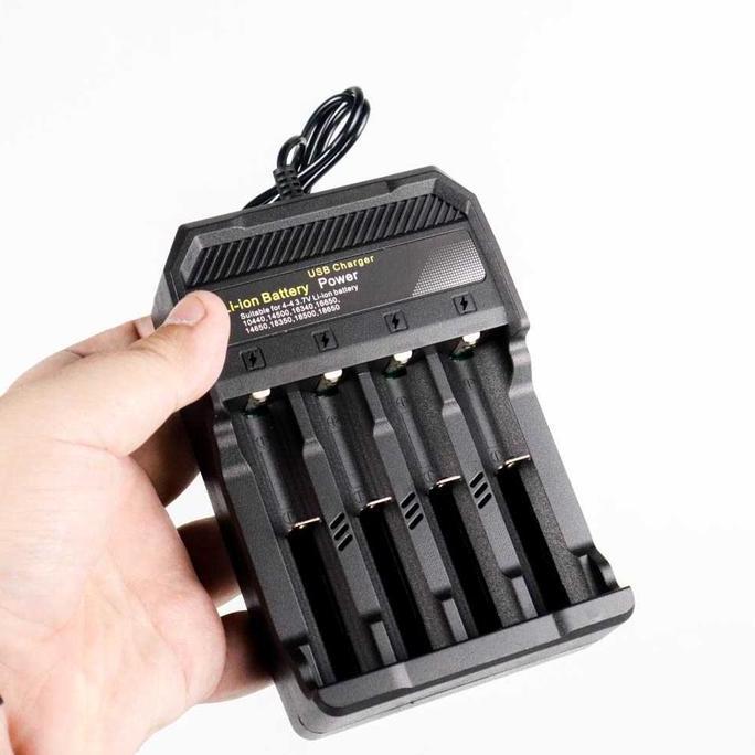 Homeyou- Charger Baterai Casan Batre Universal 18650 18350 26650 16340 14500