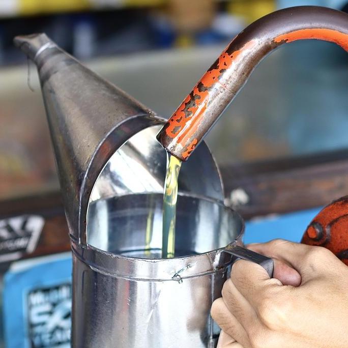 REPACK 1 Liter Pertamina Meditran 40 Drum API CD Oli Mobil Mesin Diesel Pelumas Original