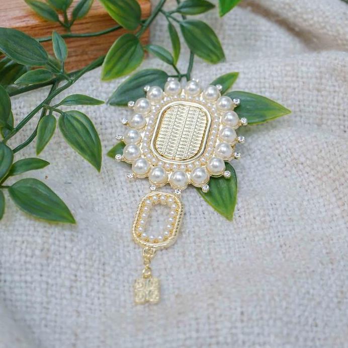 Ready Restu Anggraini - Trijata Brooch