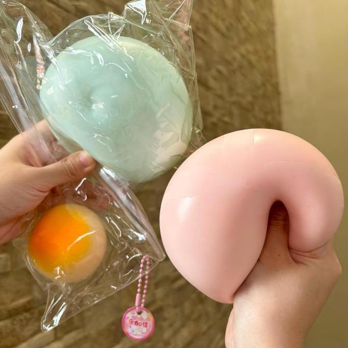 3sahajagroup - KYUTOSQUISH Squishy Mochi Jumbo Besar Gemoy dan Kecil Mainan Imut Relaksasi Lucu Vira