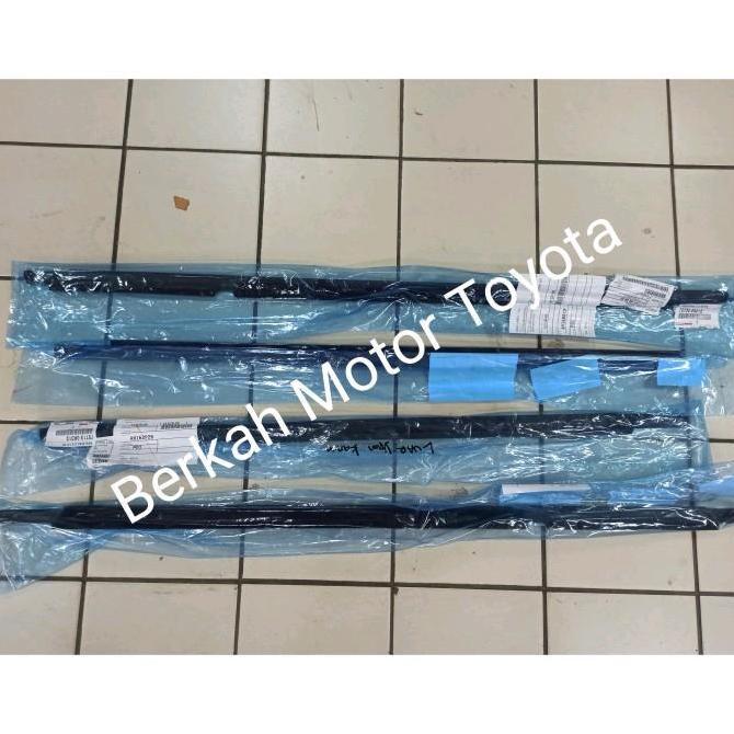 Pelipit Pintu Kaca Luar Depan / Belakang Kijang Innova 2006 2007 2008 2009 2010 2012 2013 2014 2015 
