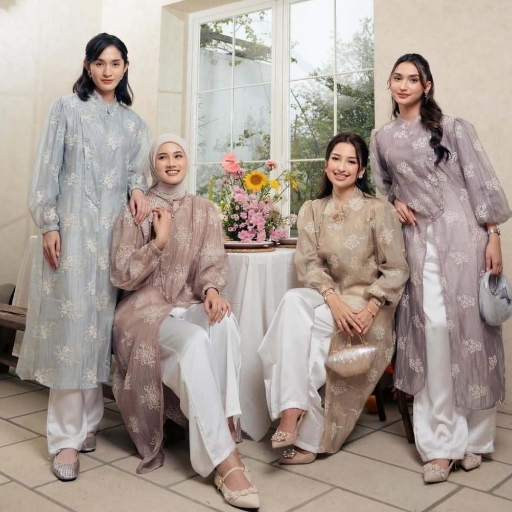 Haidee & Orlin - Marie Raya Tunic Iris & Aster Pattern