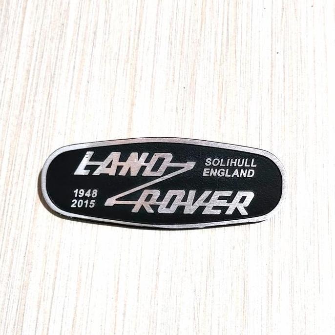 Peneng plat land rover