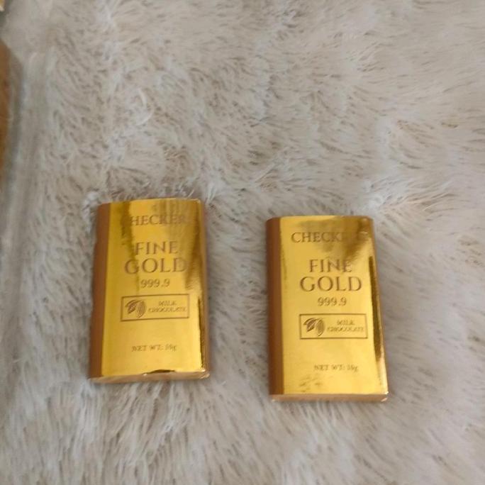 Checkers Milk Chocolate Fine Gold/Coklat Susu 300 gr