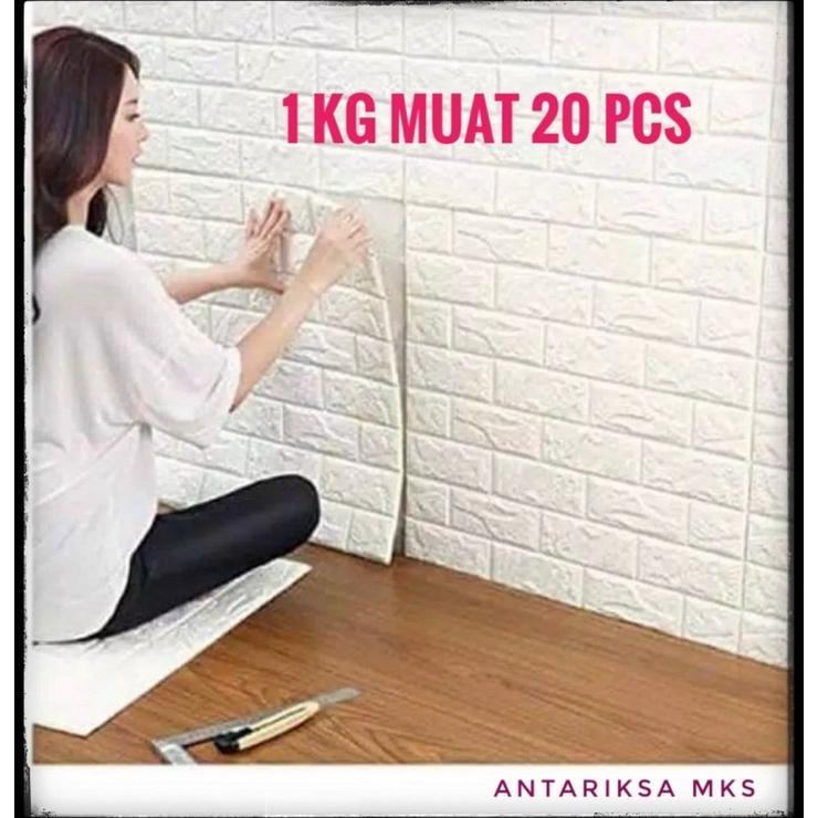 READY STOCK WALLPAPER FOAM 70X38 CM/ WALPAPER DINDING TEBAL MOTIF BATA 3D UKURAN 70 X 38 CM ANTARIKS