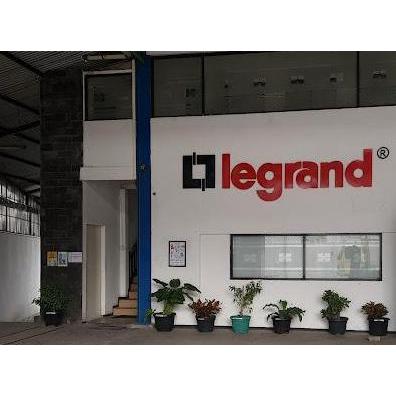 Legrand Milac Saklar 4 Gang 1 Way 613206