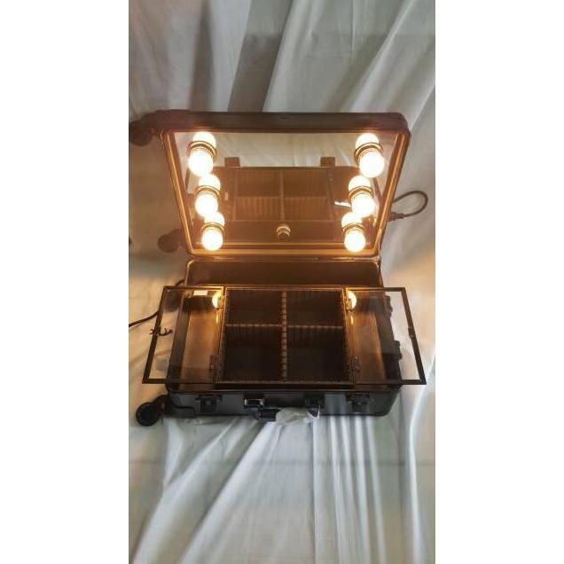 Beauty case / Tempat makeup kotak kosmetik Lampu