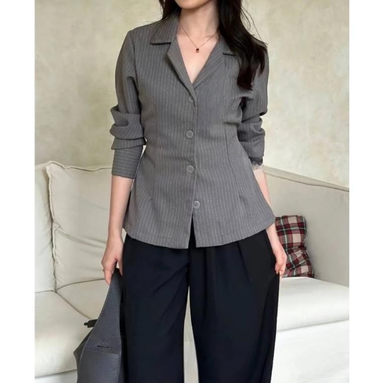 Esme Blazer - Fitted Stripe Shirt Blazer Semi Wool Atasan Wanita Lengan Panjang Blazer Formal & Casu