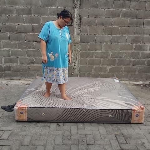 Central Premier uk 160x200 Spring Bed kasur suprr stylish back support