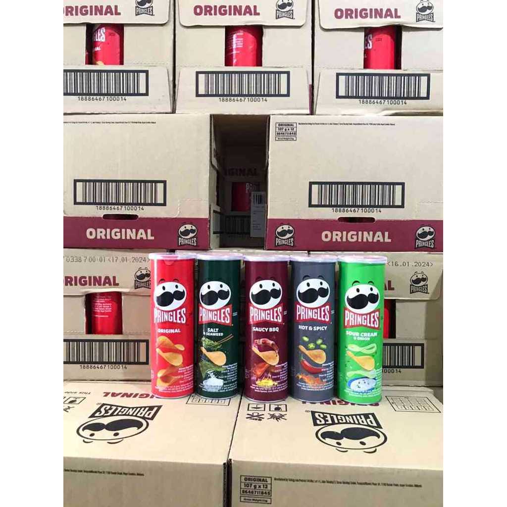 Cod // Pringles 107 Gr 1 Dus Isi 12 // Pringles 107 Gr Sour Cream Dan Onion // Pringles 107 Gr Saucy