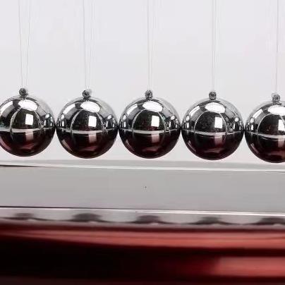 Newton'S Cradle Pajangan Meja Pendulum Newton Hiasan Meja