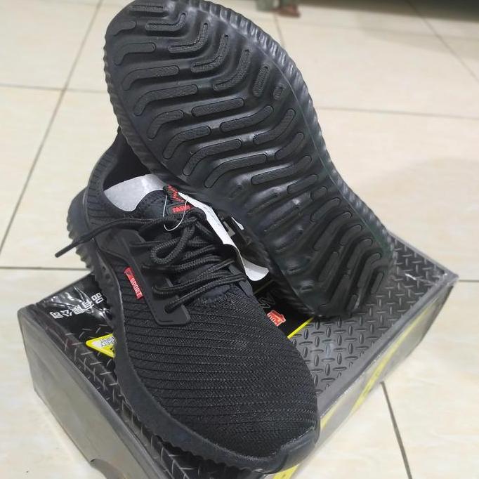 sepatu safety sporty 102
