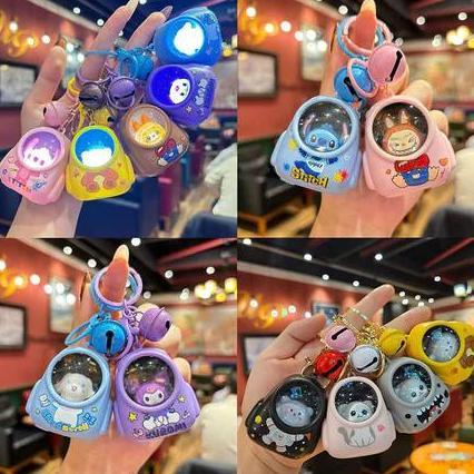 BAIAVY Gantungan Kunci Cat+lampu model baru dan HOT/gantungan tas/gantungan kunci mobil motor Hadiah