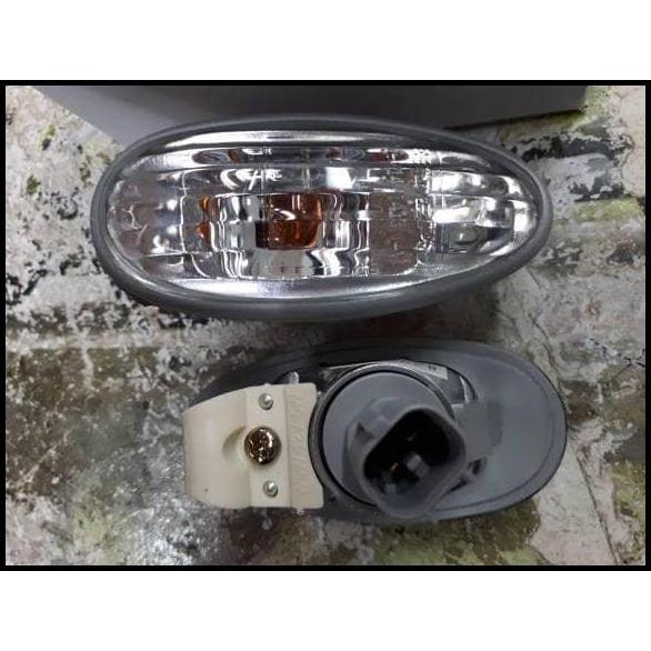 BEST DEAL LAMPU SEN SPAKBOR FENDER MITSUBISHI GALANT LANCER KUDA 