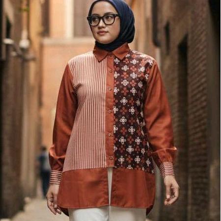 Saiara Zalika Teracota Saiara Zalika Teracota Kemeja Batik Kombinasi