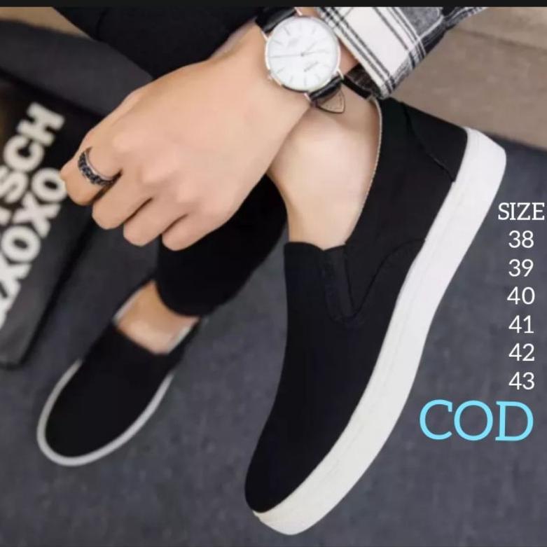 Termurah / Hot Sale Spatu Pria Terbaru Sepatu Slip On Hitam Polos Spatu Sneakers Cowok Murah Spatu T