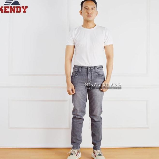 Celana Jeans Kendy Celana Jeans Kendy Slim Abu Warna Abu Fit Saku Tempel