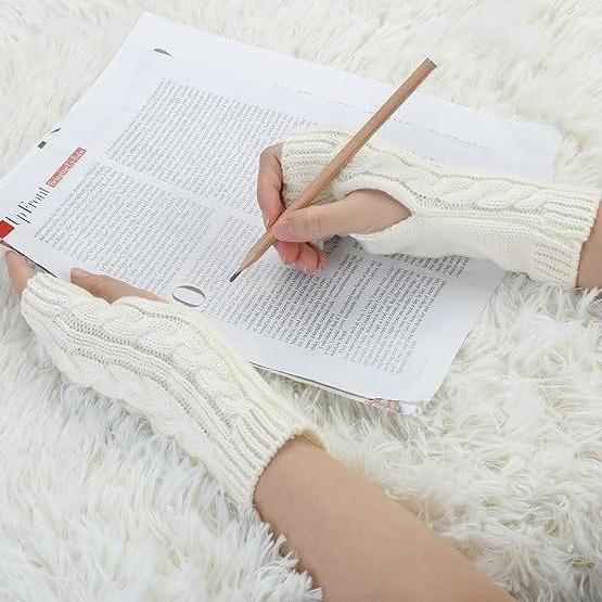 Sarung Tangan Rajut Mode Fingerless Unisex Handsock Pendek & Hangat Terinspirasi Korea