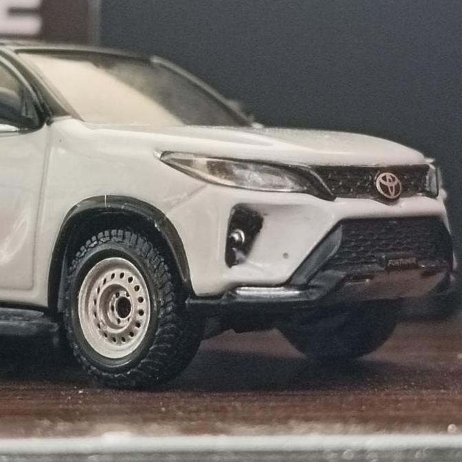 New  Velg Kaleng Diecast 11.4 Fortuner SUV