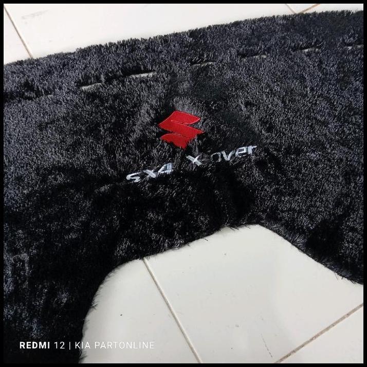 HOT DEAL COVER ALAS KARPET DASHBOARD SUZUKI SX4 X-OVER XOVER 