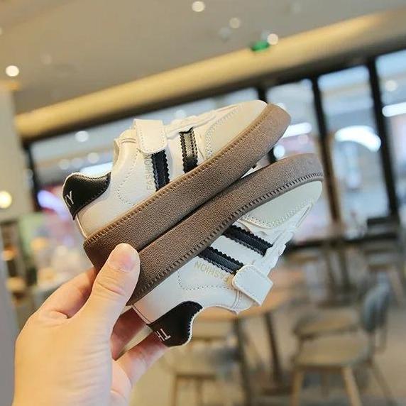 NEW SIZE 21-32 SEPATU SNEAKERS LIST CASUAL ANAK BALITA LAKI-LAKI & PEREMPUAN IMPORT - NB045 ORI